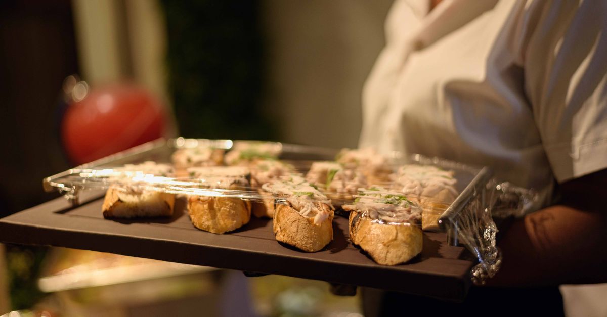 Creating a Comprehensive Event Timeline for Successful Catering