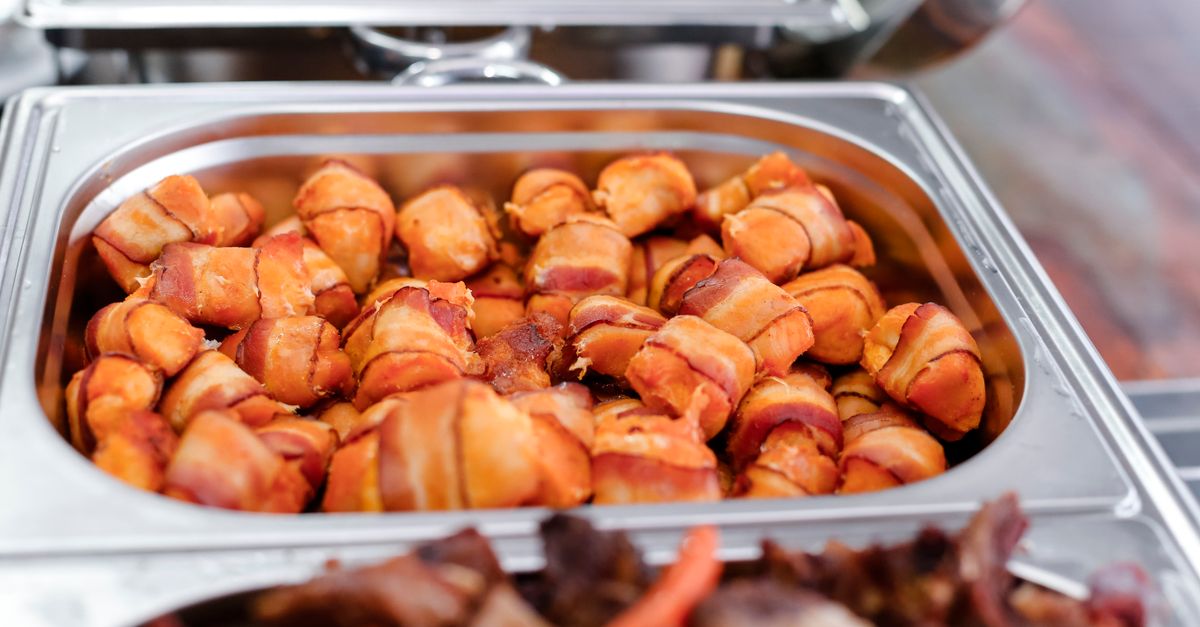 How to Choose the Right Canapés for Your Guest Demographic