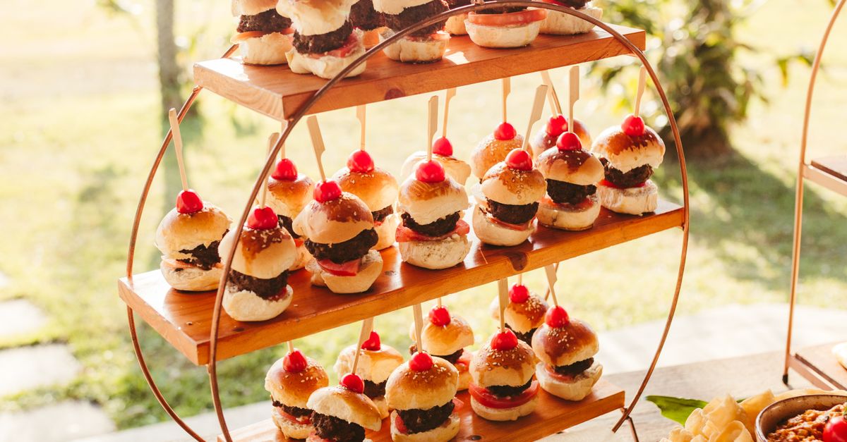 Popular Wedding Catering Trends in Wollongong