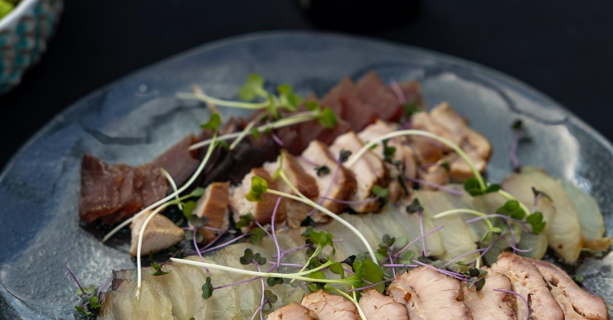 Signature Cocktails to Impress Your Guests at Wollongong Events